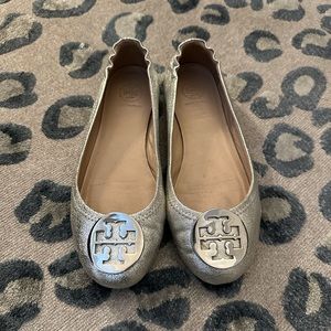 TORY BURCH Minnie Travel Ballet Flats Metallic Silver US Size 7.5